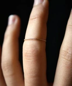 HANNAH NAOMI TWISTED THIN STACKING RING NEW IN