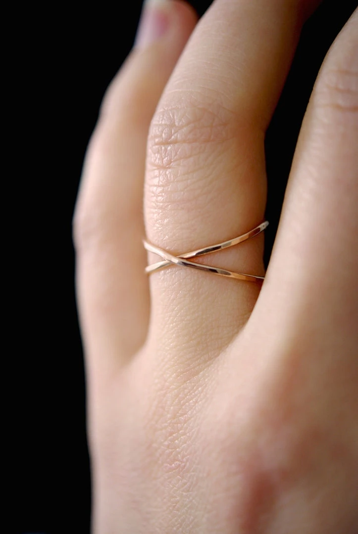 HANNAH NAOMI NEW IN X STACKING RING